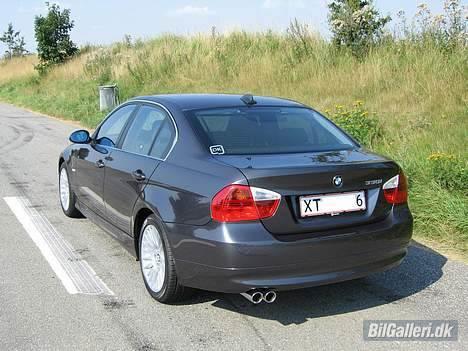 BMW 330i E90 billede 3