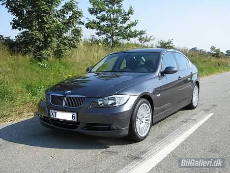 BMW 330i E90 billede 5