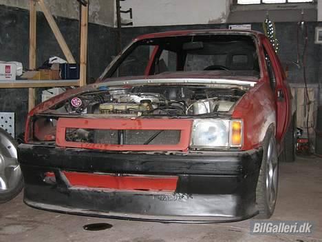 Opel Corsa A  - Gsi kofanger men pug 106læbe billede 11