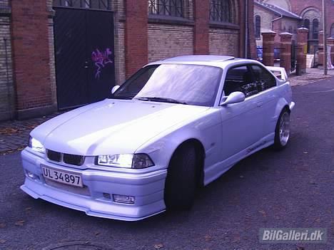 BMW E36 318is coupé  billede 11