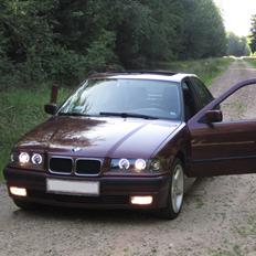 BMW 318 TDS (solgt)