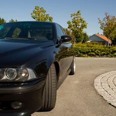 BMW E39 523i 2.5 M-tech