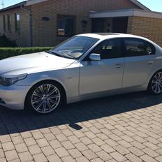 BMW 545i e60