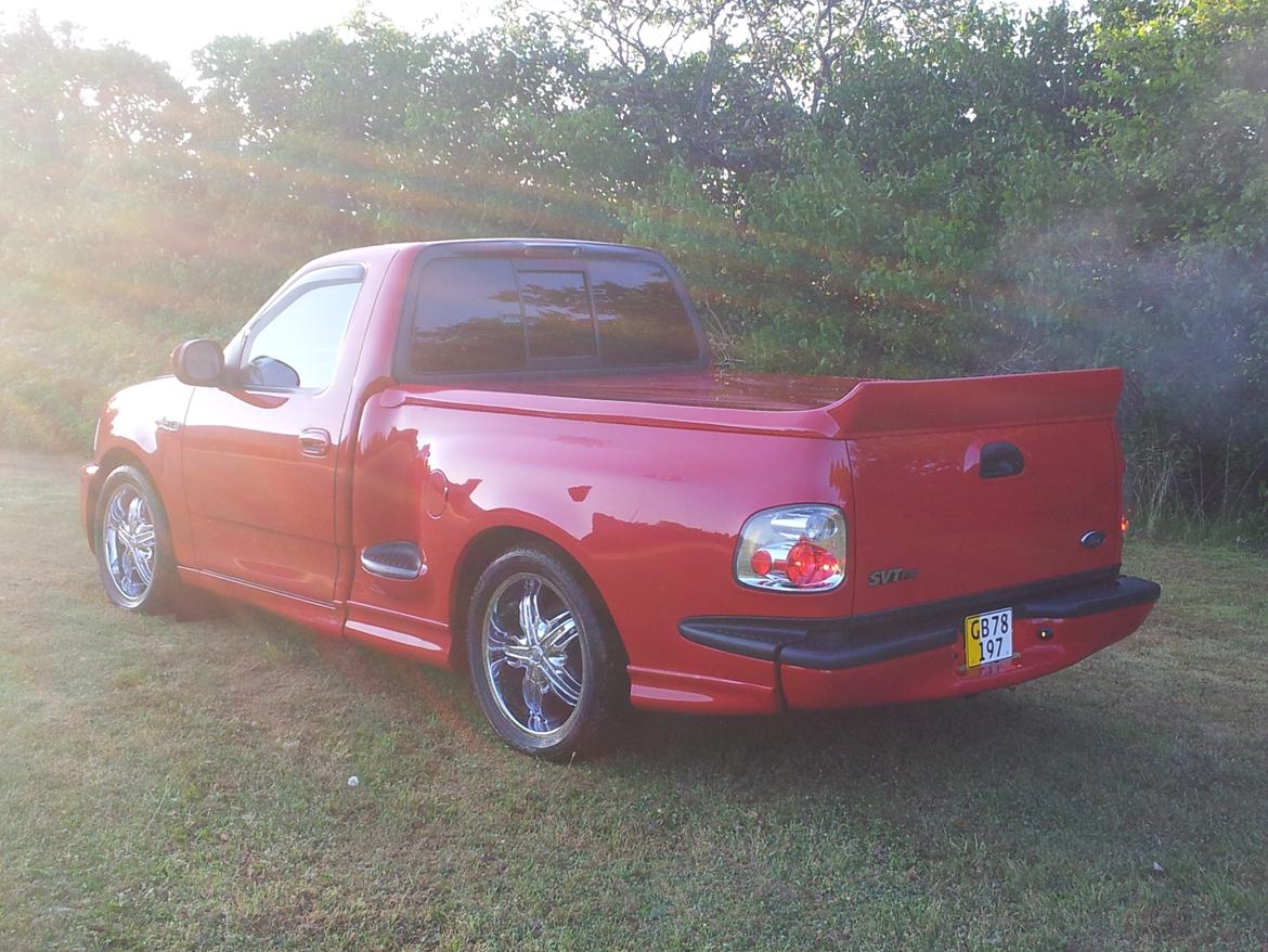 Ford F150 SVT RED LIGHTNING billede 17