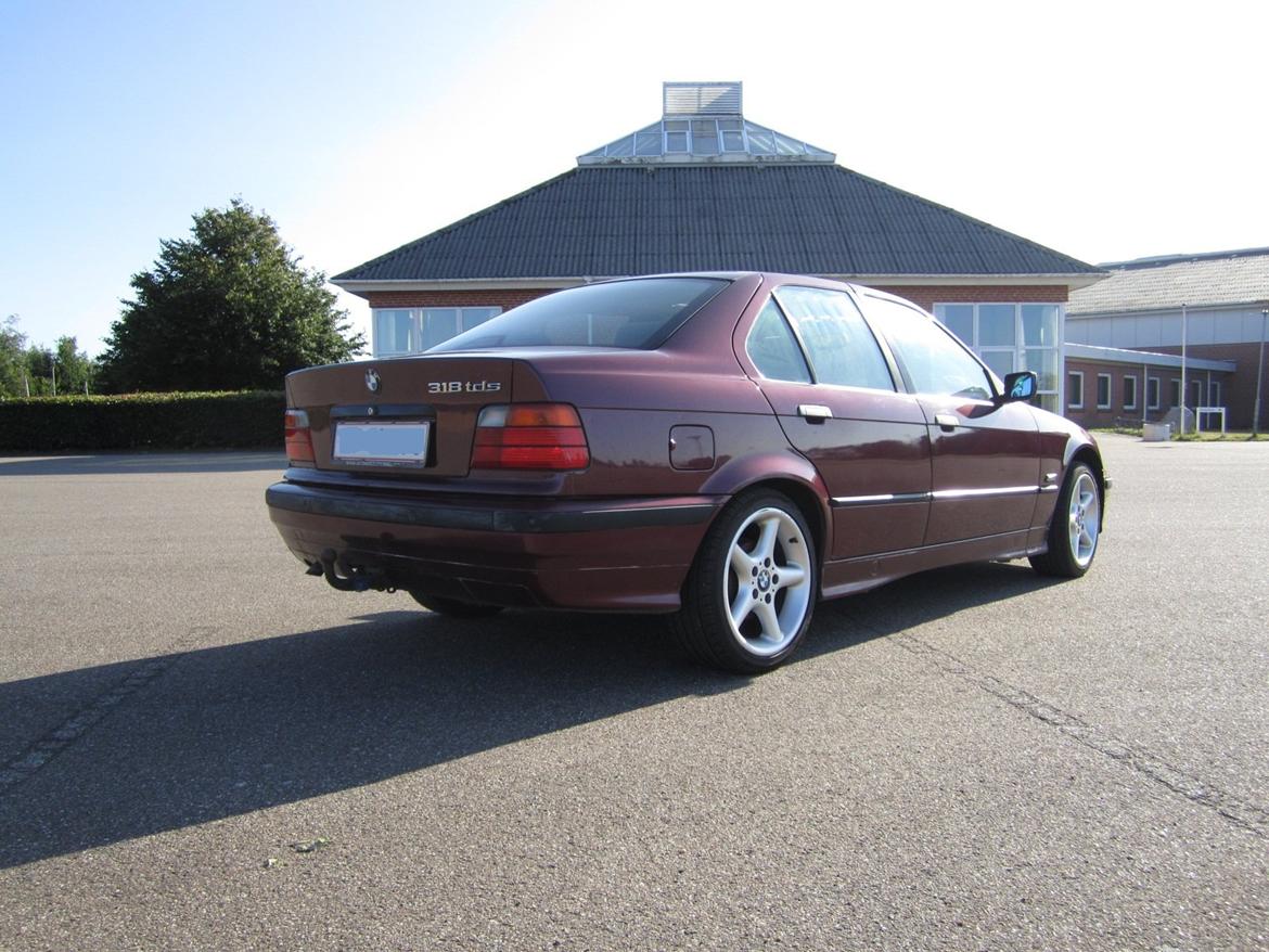 BMW 318 TDS (solgt) billede 8