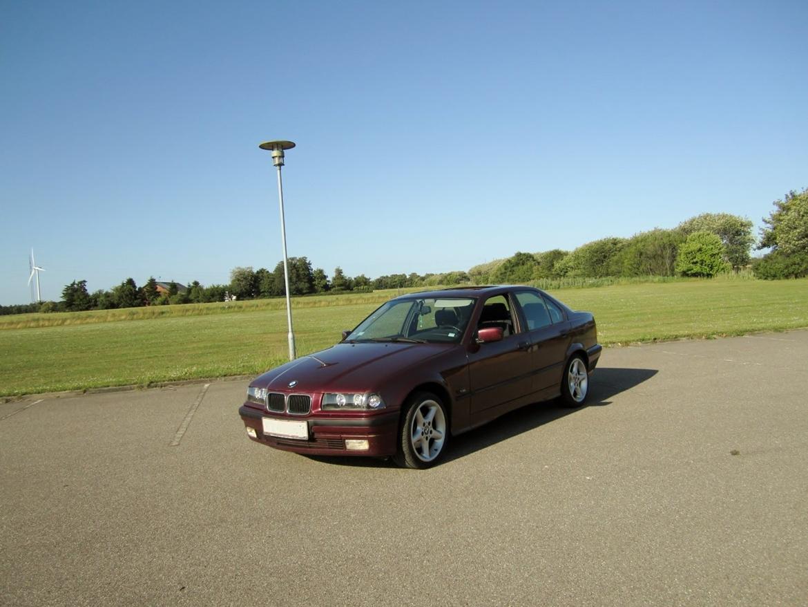 BMW 318 TDS (solgt) billede 11