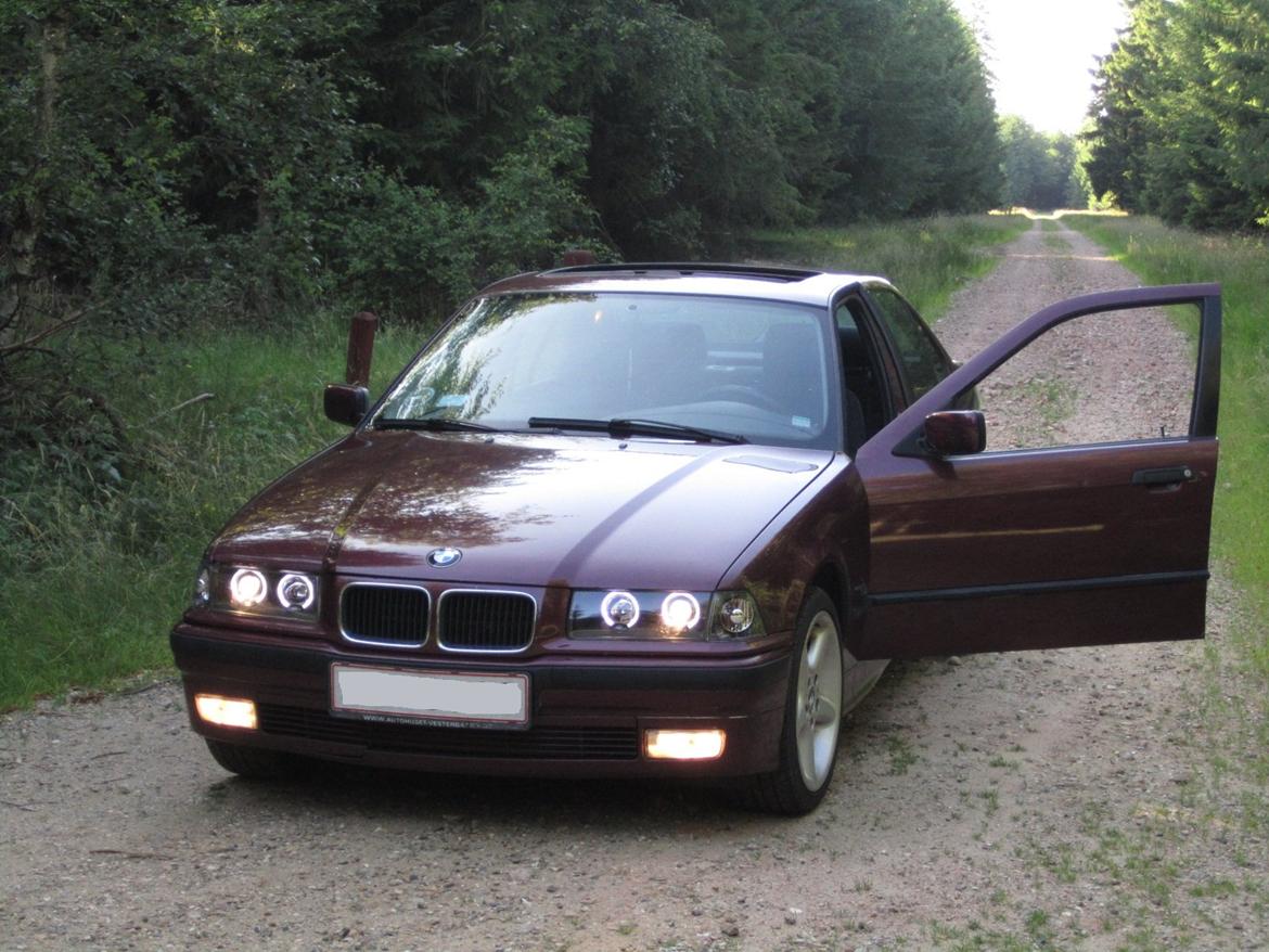 BMW 318 TDS (solgt) billede 1