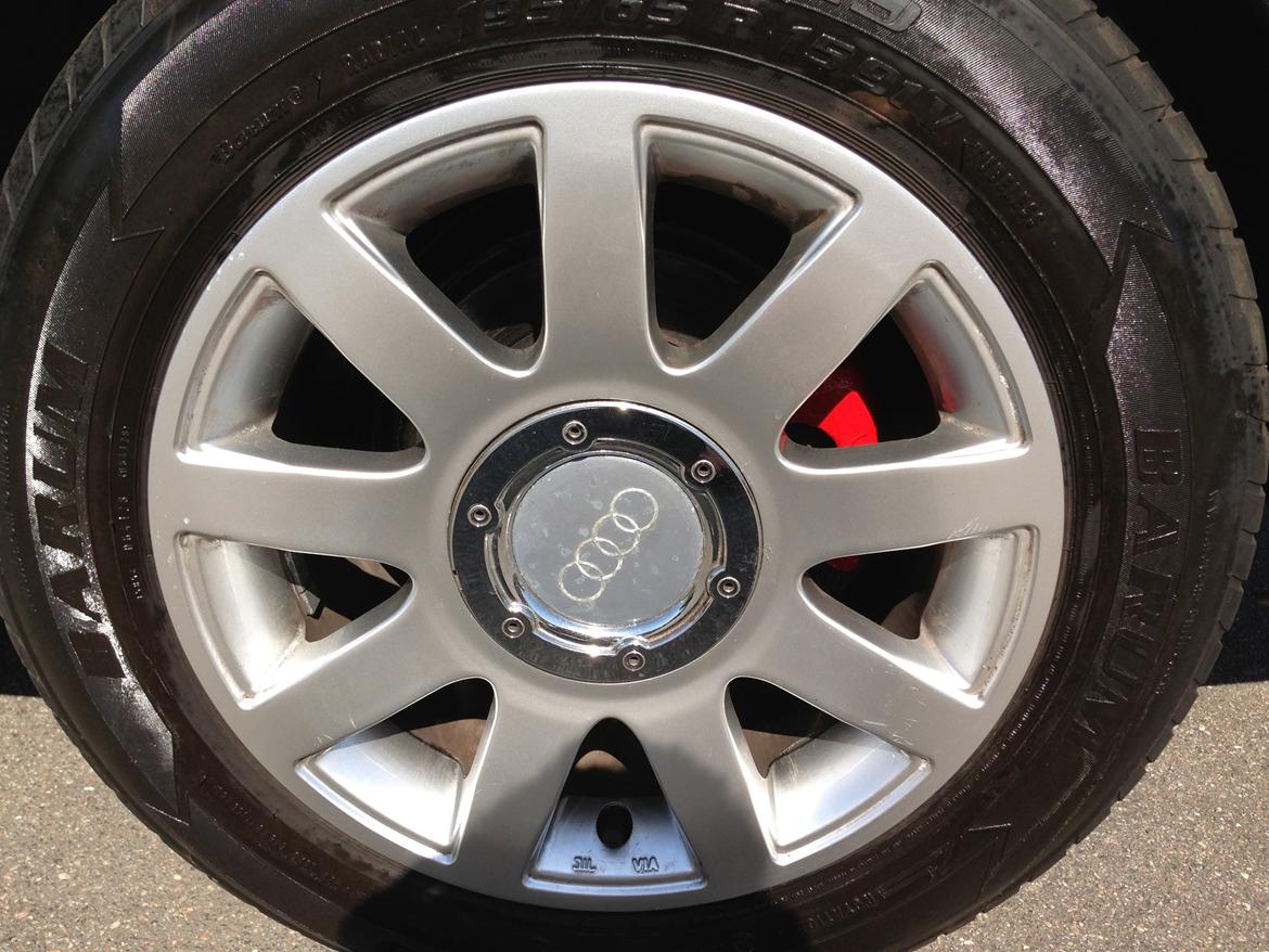 Audi 80 - Røde bremsekaliber billede 11