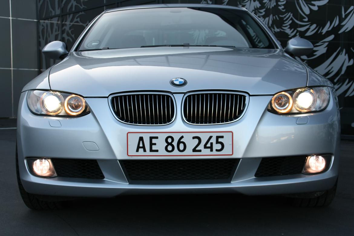 BMW E92 325i SOLGT billede 16