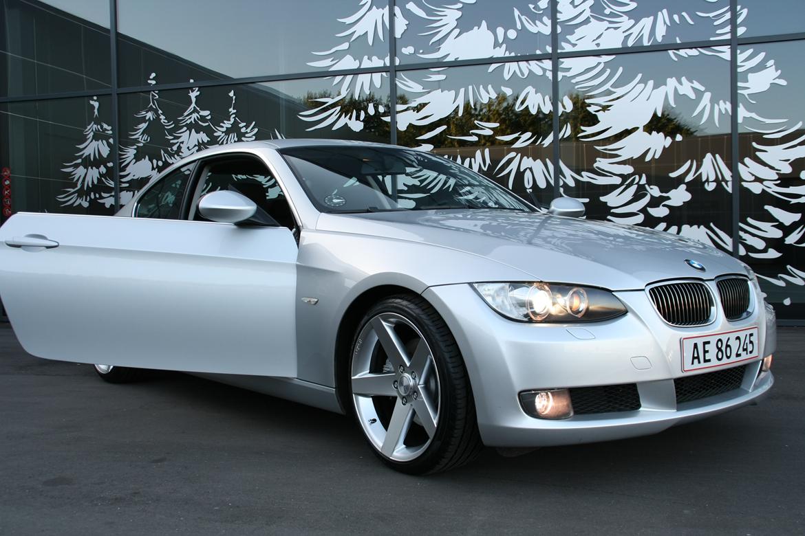 BMW E92 325i SOLGT billede 20