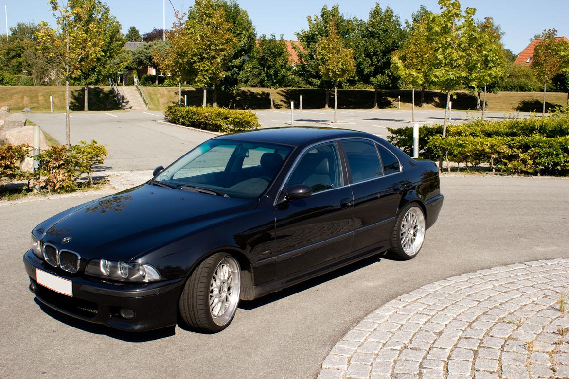 BMW E39 523i 2.5 M-tech billede 2