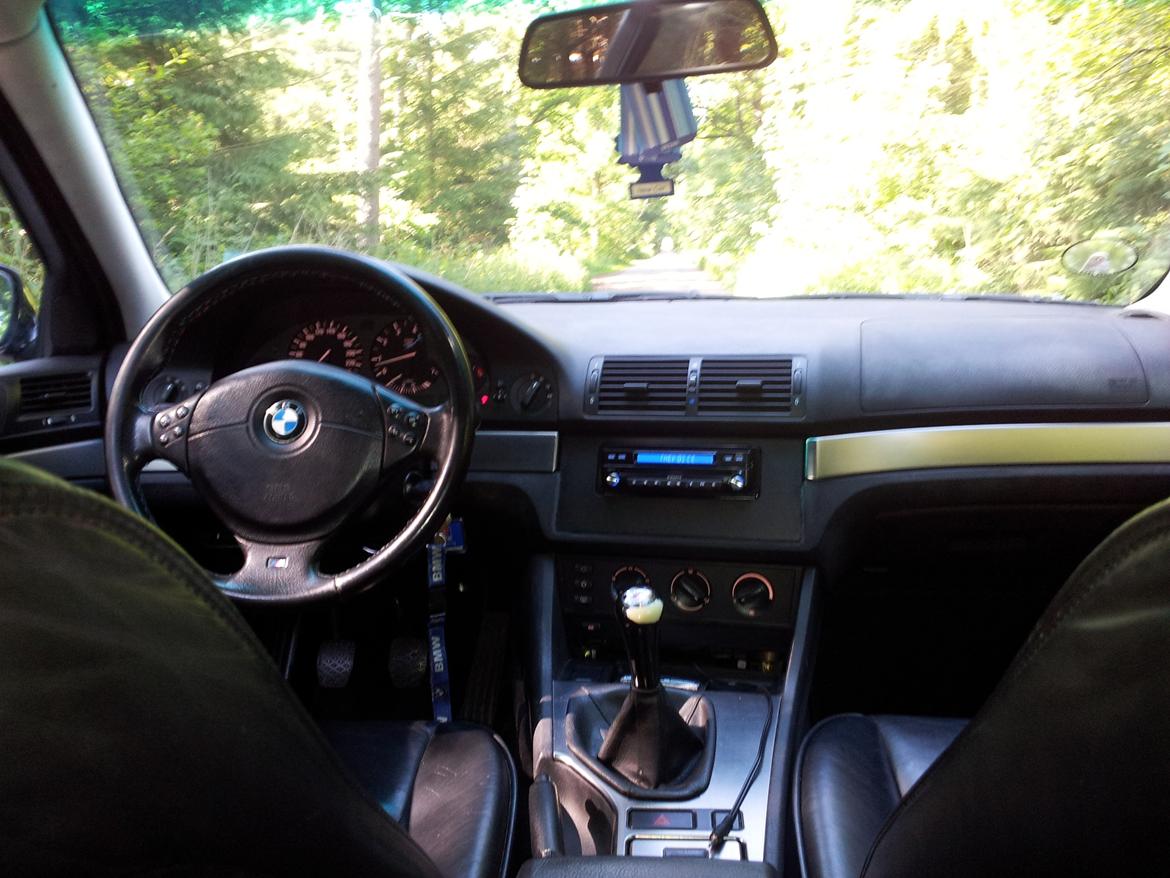 BMW E39 523i 2.5 M-tech billede 17