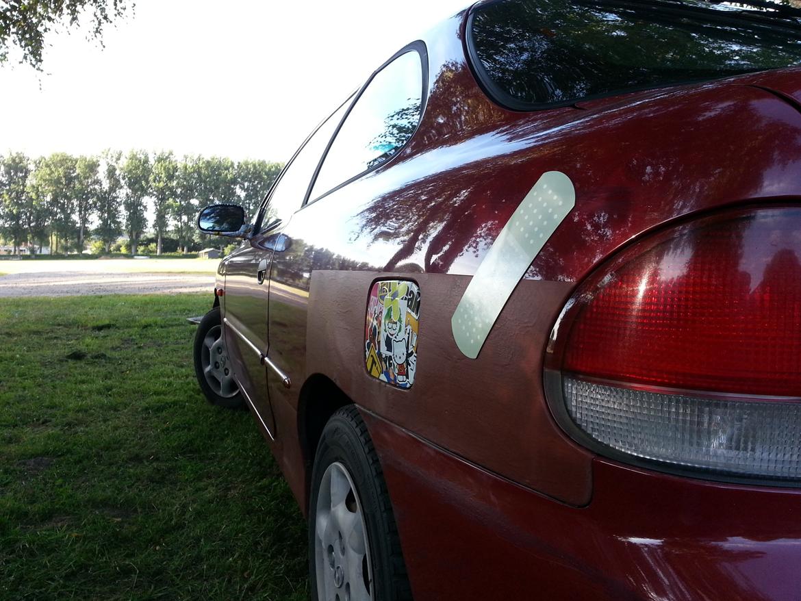 Hyundai Accent *Stickerbombed* billede 4