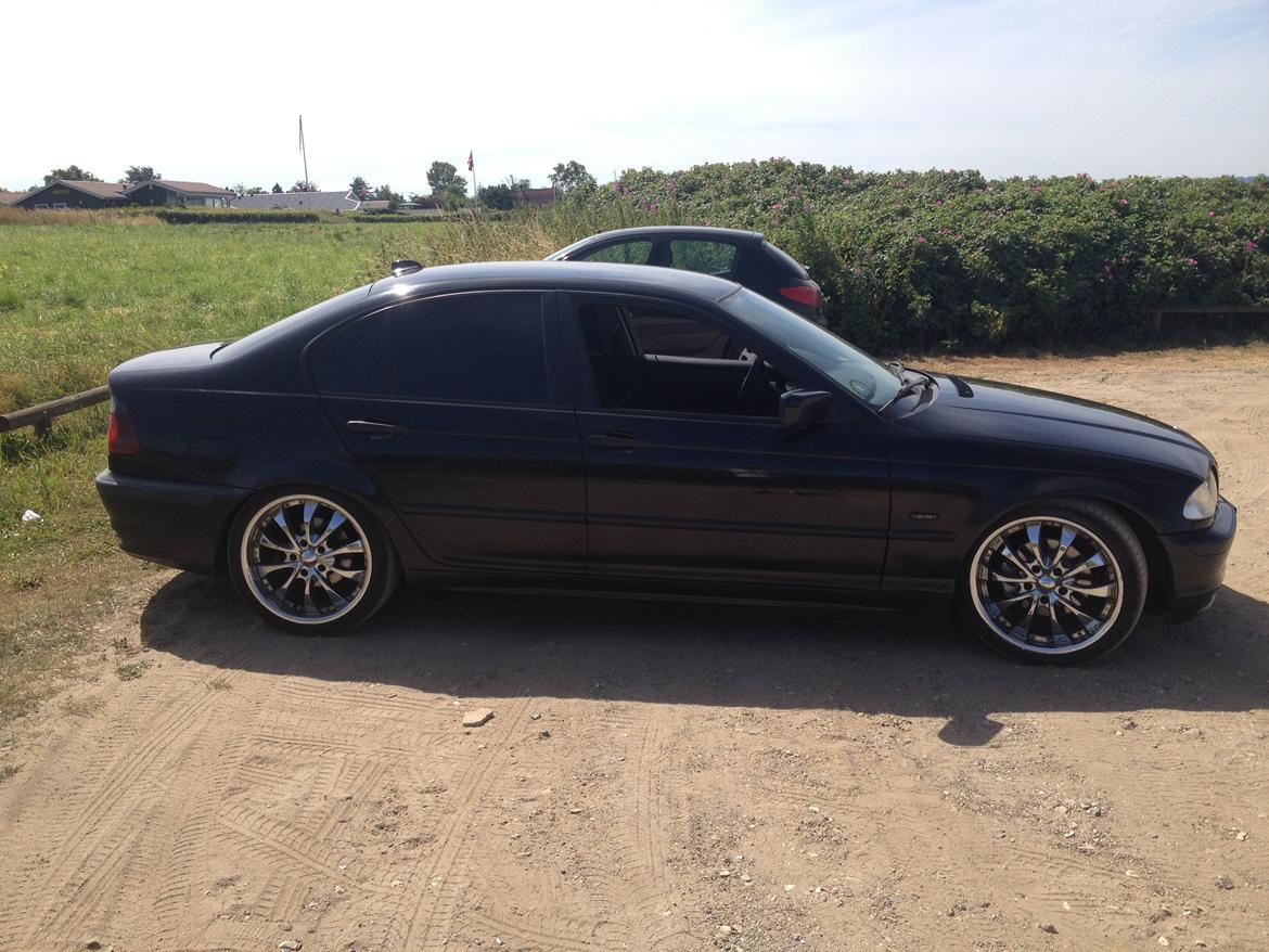 BMW 320d (solgt) billede 9