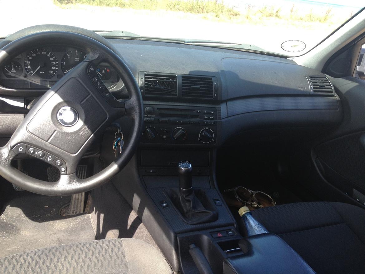 BMW 320d (solgt) billede 16