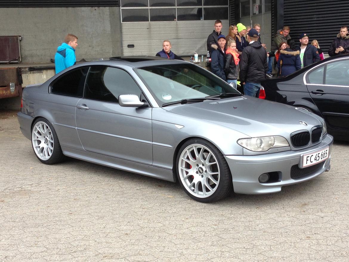 BMW E46 330d Coupé SOLGT billede 15