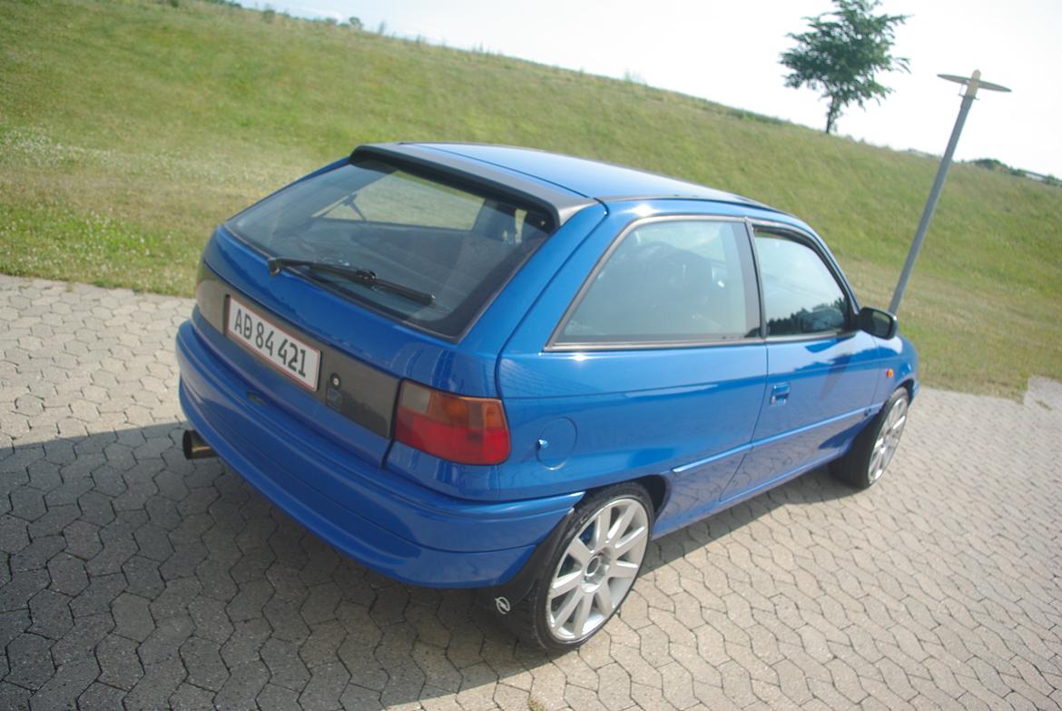 Opel astra f billede 9