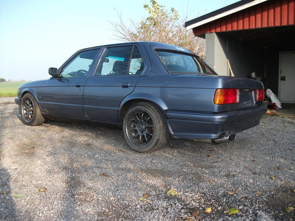 BMW E30 325I 4dørs billede 11