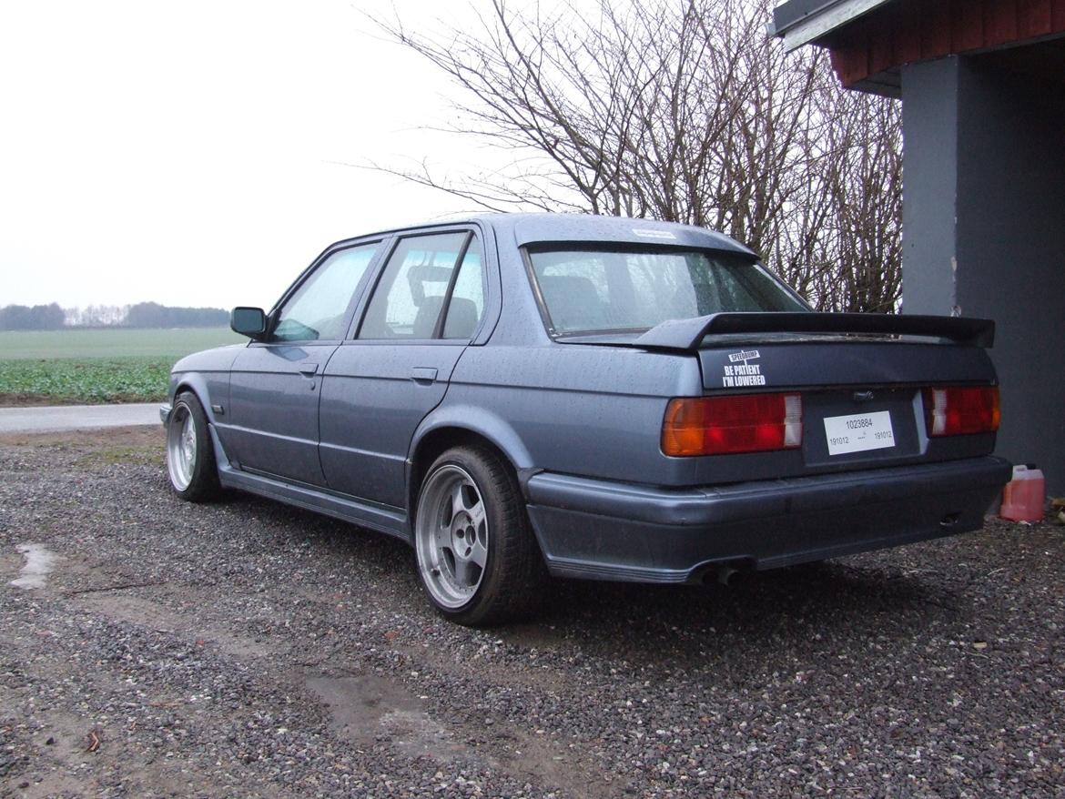 BMW E30 325I 4dørs billede 14