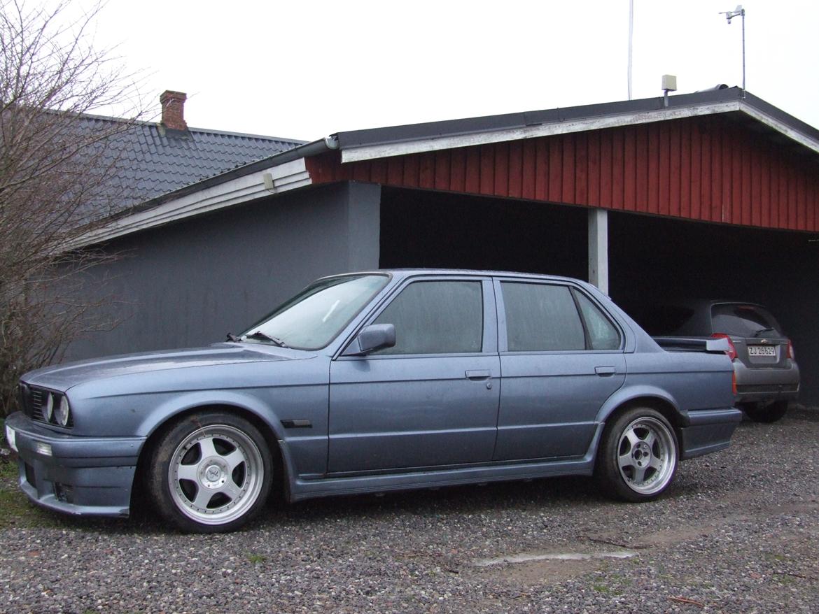 BMW E30 325I 4dørs billede 15