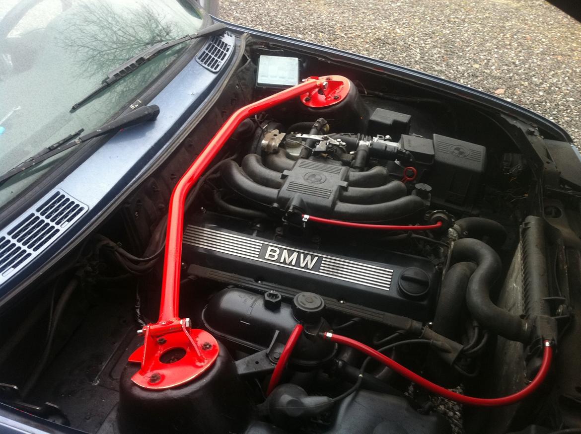 BMW E30 325I 4dørs billede 18