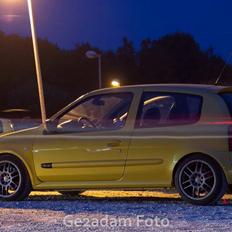 Renault Clio Sport 182