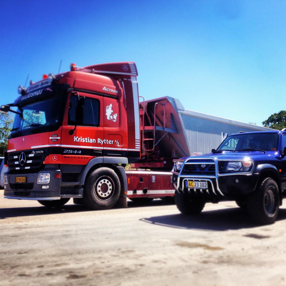 Nissan Patrol GR - Lastbilen og bilen billede 6