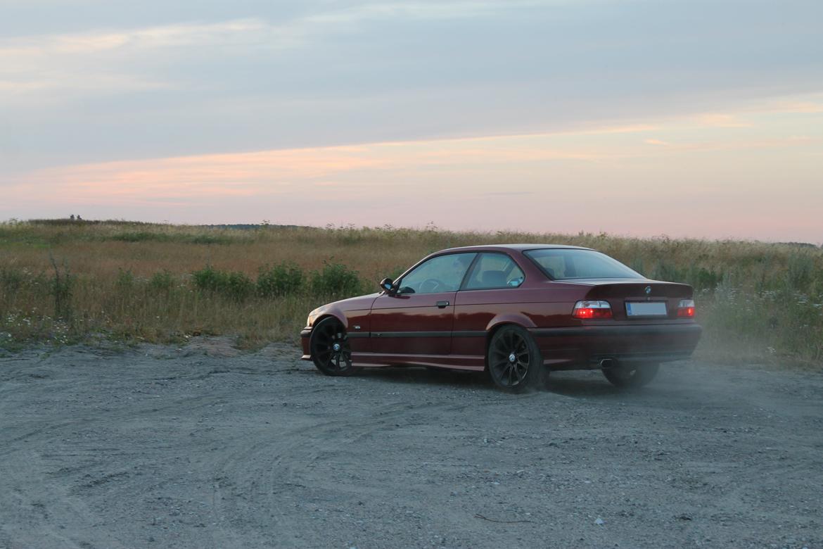 BMW e36 coupé 320i vanos aut. billede 3