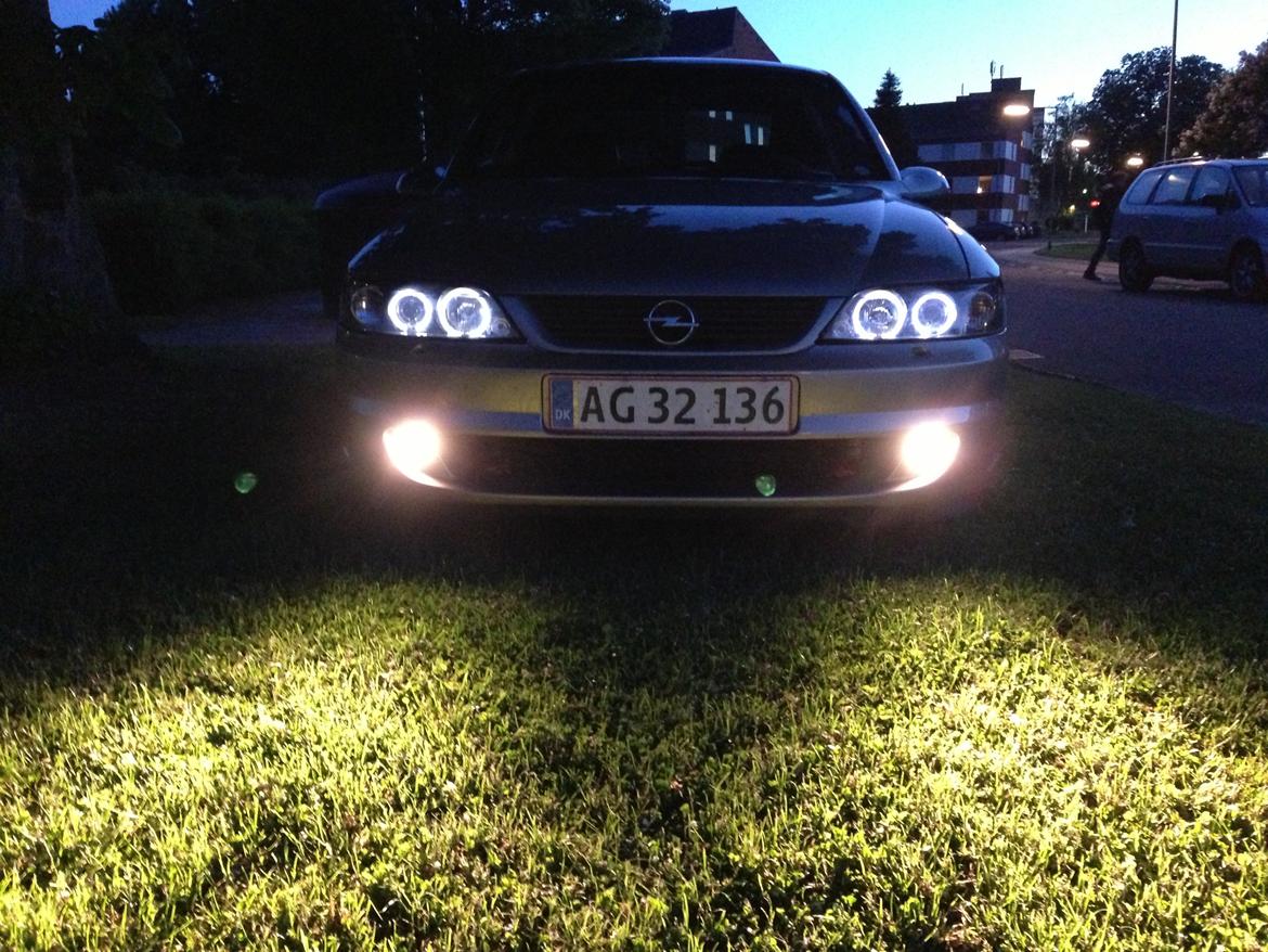 Opel Vectra B CDX billede 17