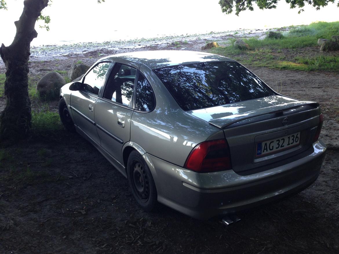 Opel Vectra B CDX billede 8