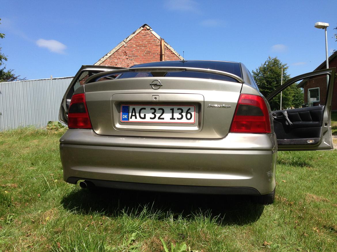 Opel Vectra B CDX billede 9