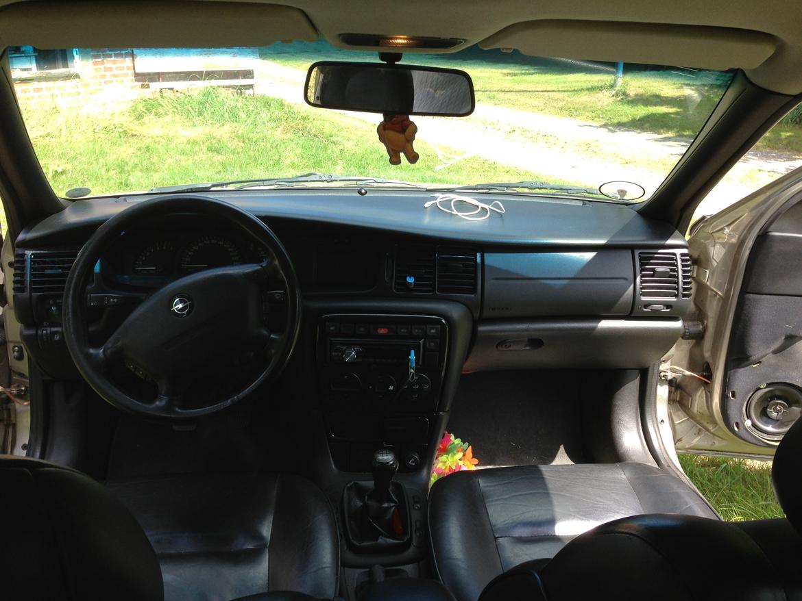 Opel Vectra B CDX billede 14
