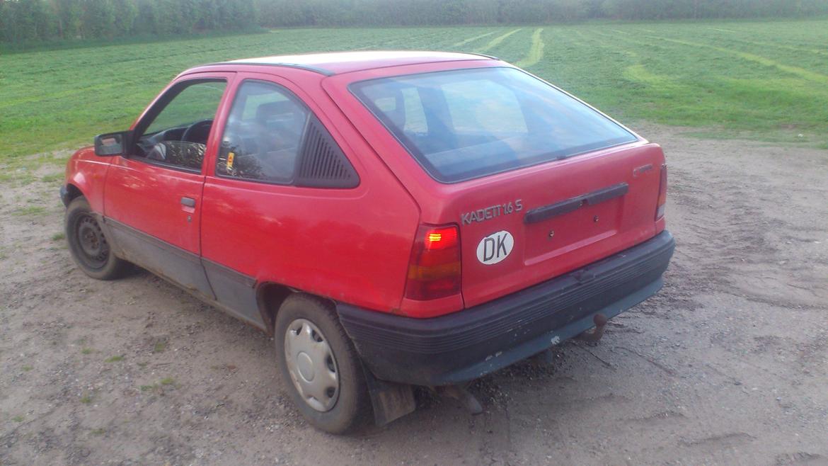 Opel Kadett E 1,6 billede 3