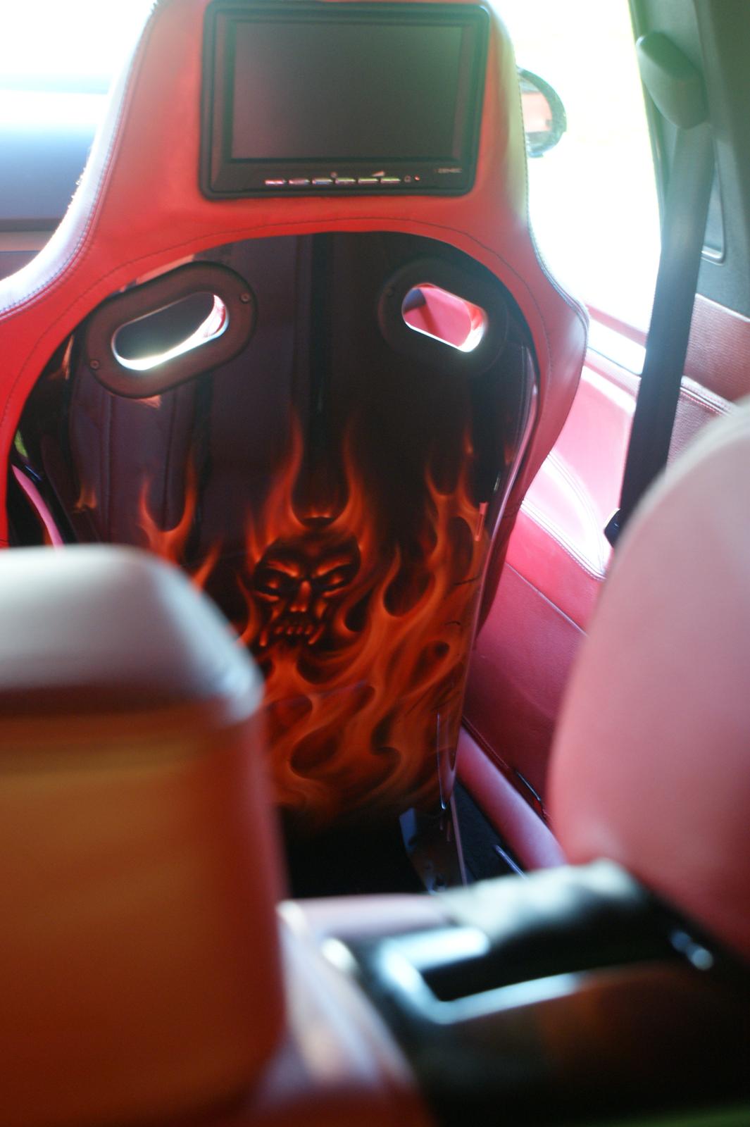 VW Golf V / 5 Airride - Recaro Pole Airbrush billede 3