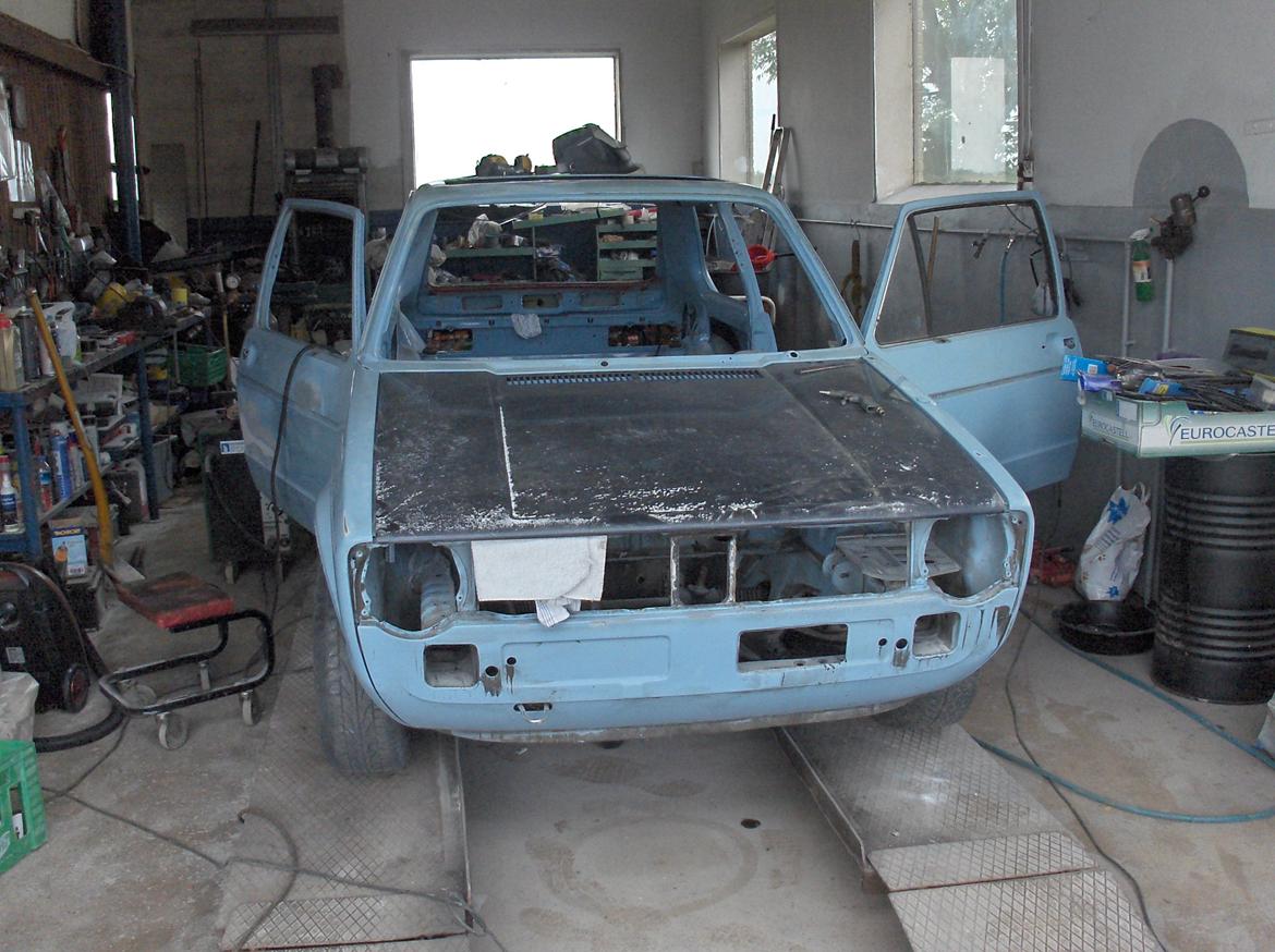 VW golf 1 cl. NYT PROJEKT I GARAGEN - næsten klar til afgang til maler billede 10