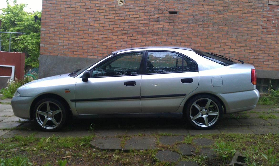 Mitsubishi Carisma 1,8 GDI billede 2