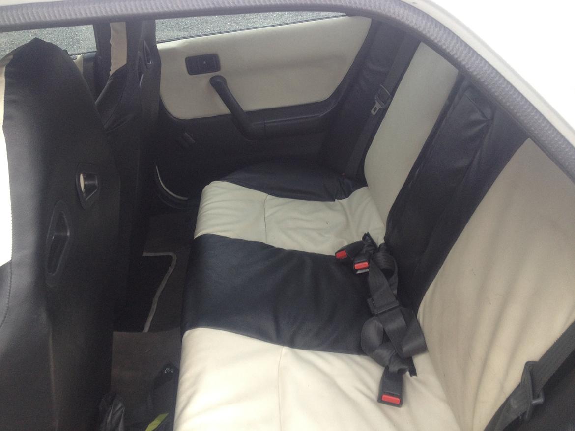 Mazda 323F BG billede 2