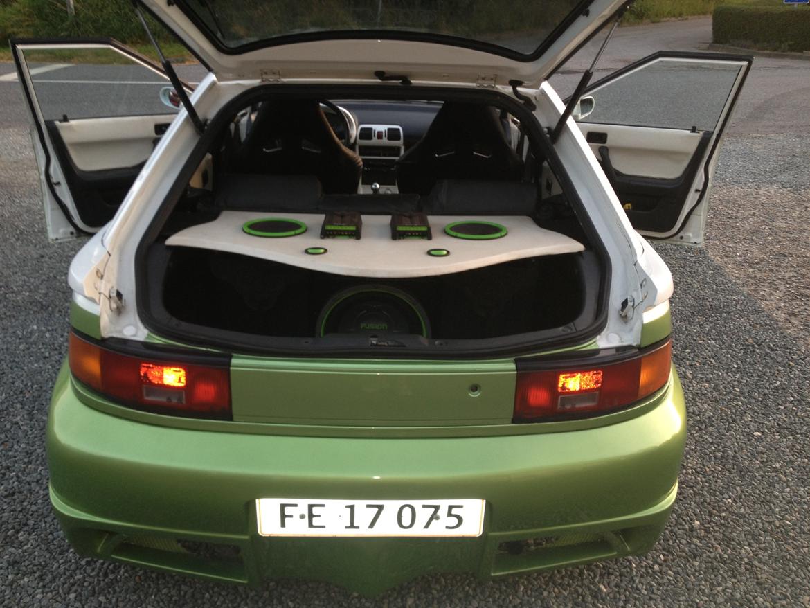 Mazda 323F BG billede 12