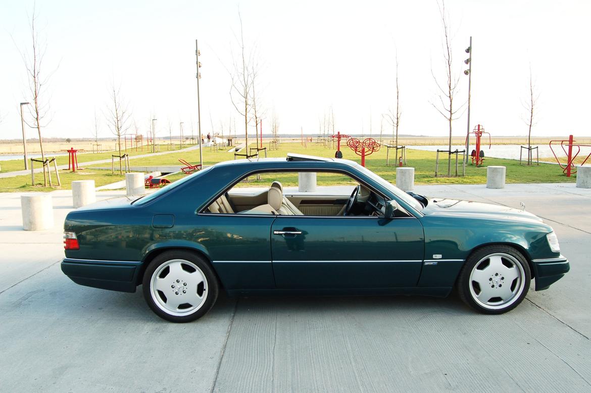 Mercedes Benz E320 CE billede 6