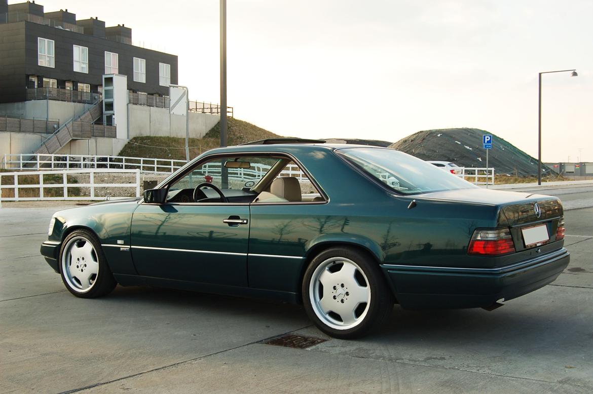 Mercedes Benz E320 CE billede 4