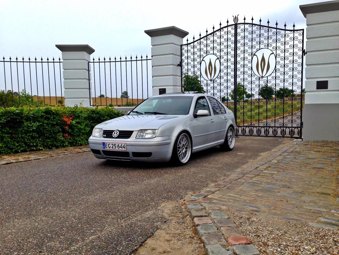 VW Bora 2,3 V5 billede 1