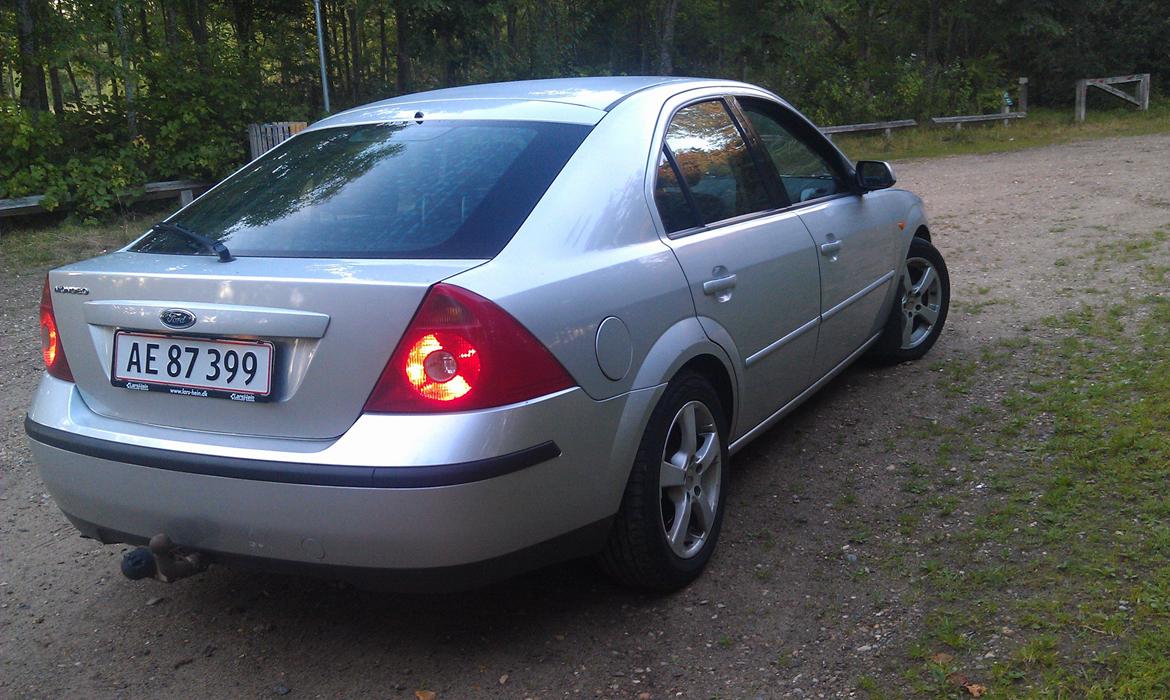 Ford Mondeo Trend billede 17