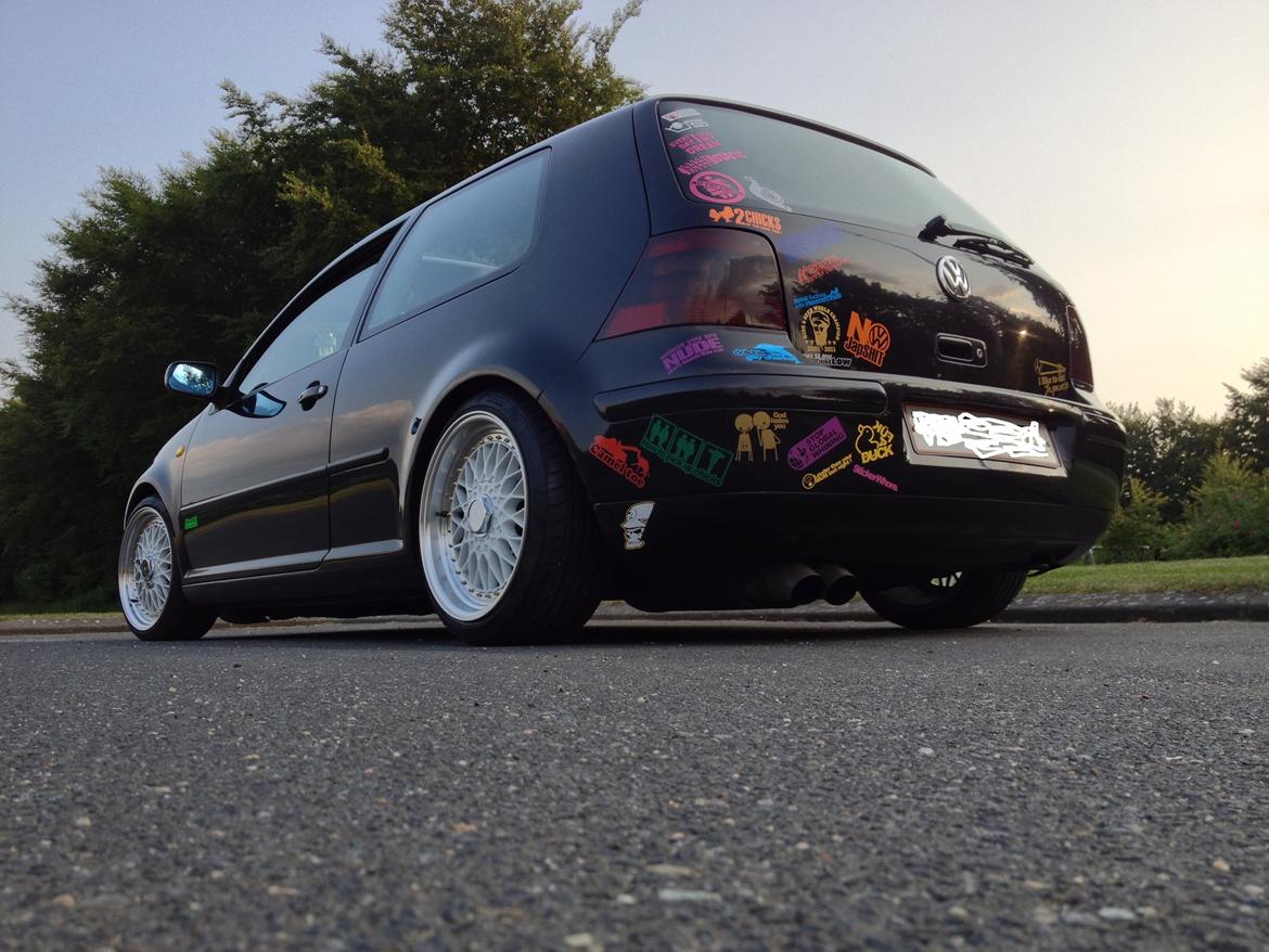 VW Golf MKIV GTi SOLGT billede 1