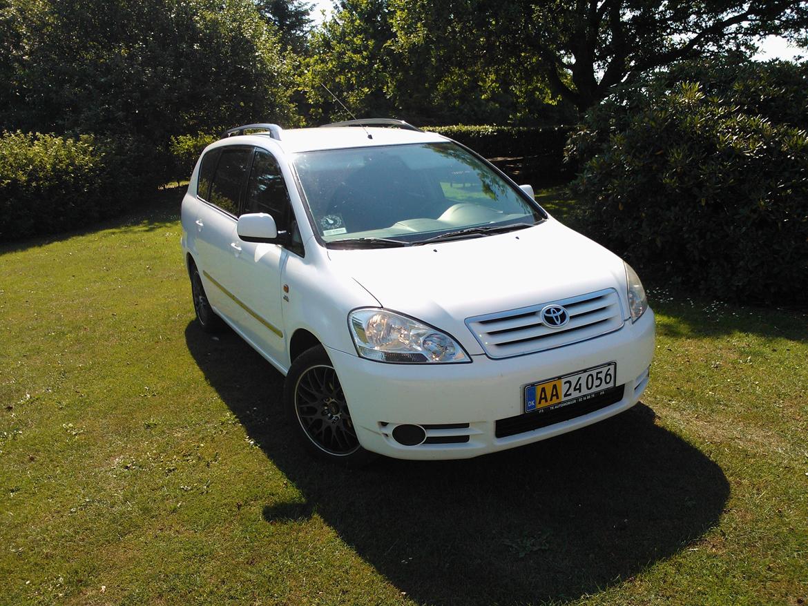 Toyota sportsvan billede 3