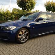 BMW 320d Touring Steptronic M-Sport