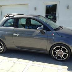 Fiat 500 lounge (kone bil)