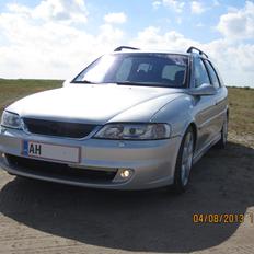 Opel Vectra 2.2 DTi Sport