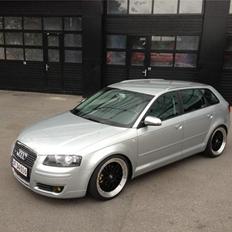 Audi Audi A3 1,6 Attraction Sportback 5d