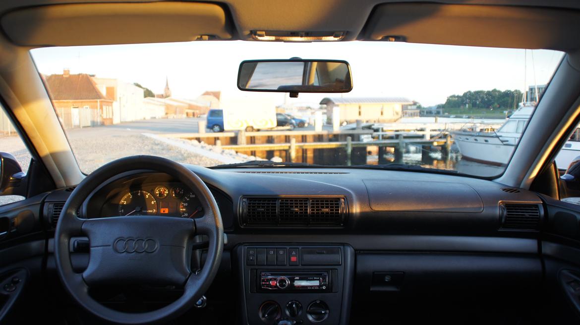 Audi A4 B5 1,6 billede 11