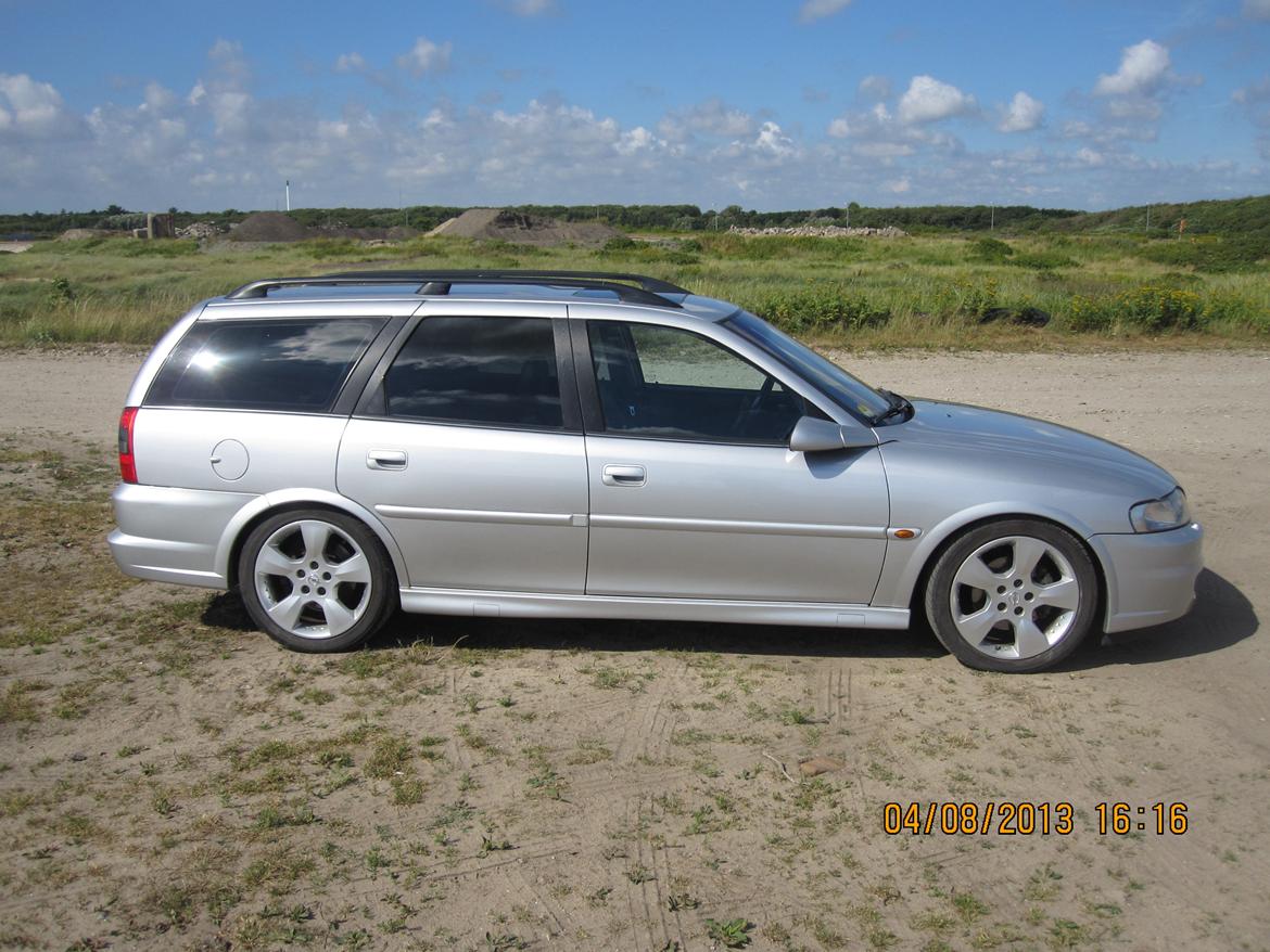 Opel Vectra 2.2 DTi Sport billede 4